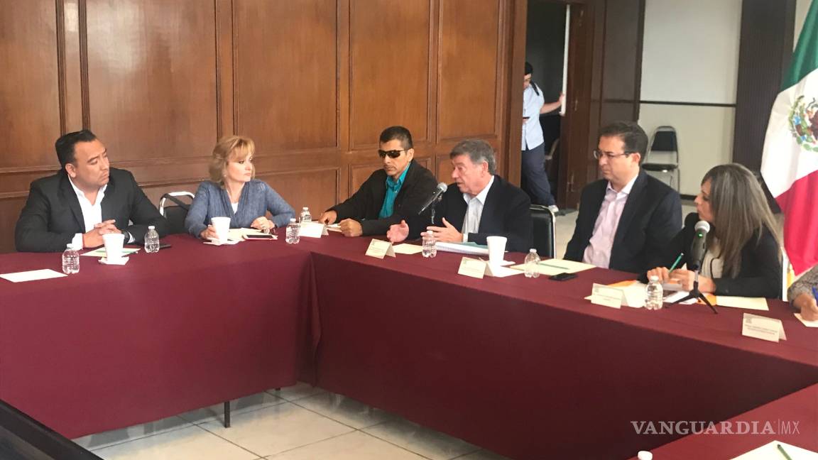 $!Defiende Rogelio Montemayor ante el Congreso el fracking en Coahuila