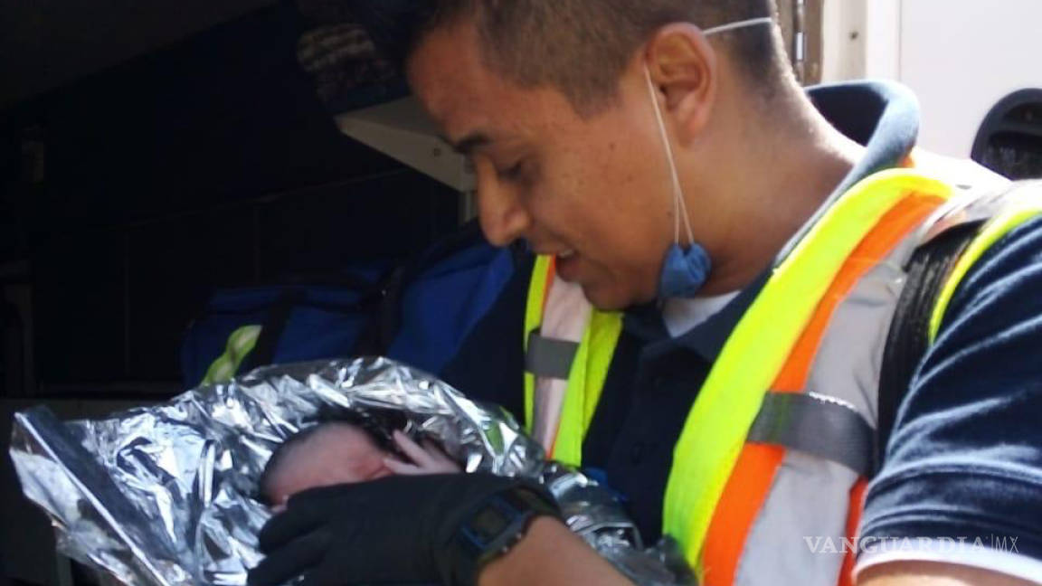 Paramédicos del Cuerpo de Bomberos ayudan a mujer a dar a luz en ejido de Región Sureste de Coahuila