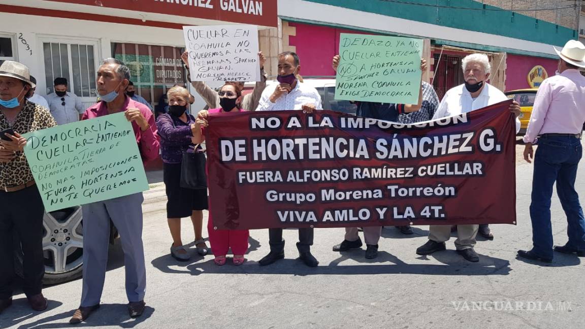 Protestan en Torreón contra Ramírez Cuéllar e imposición de Hortensia Sánchez