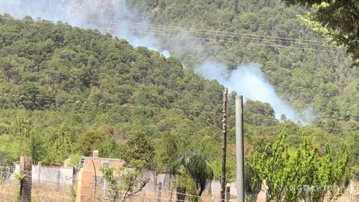 Reportan en redes incendio forestal en Los Lirios, Arteaga