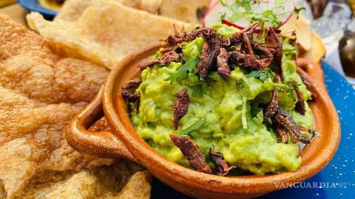 $!Chapulines con guacamole.