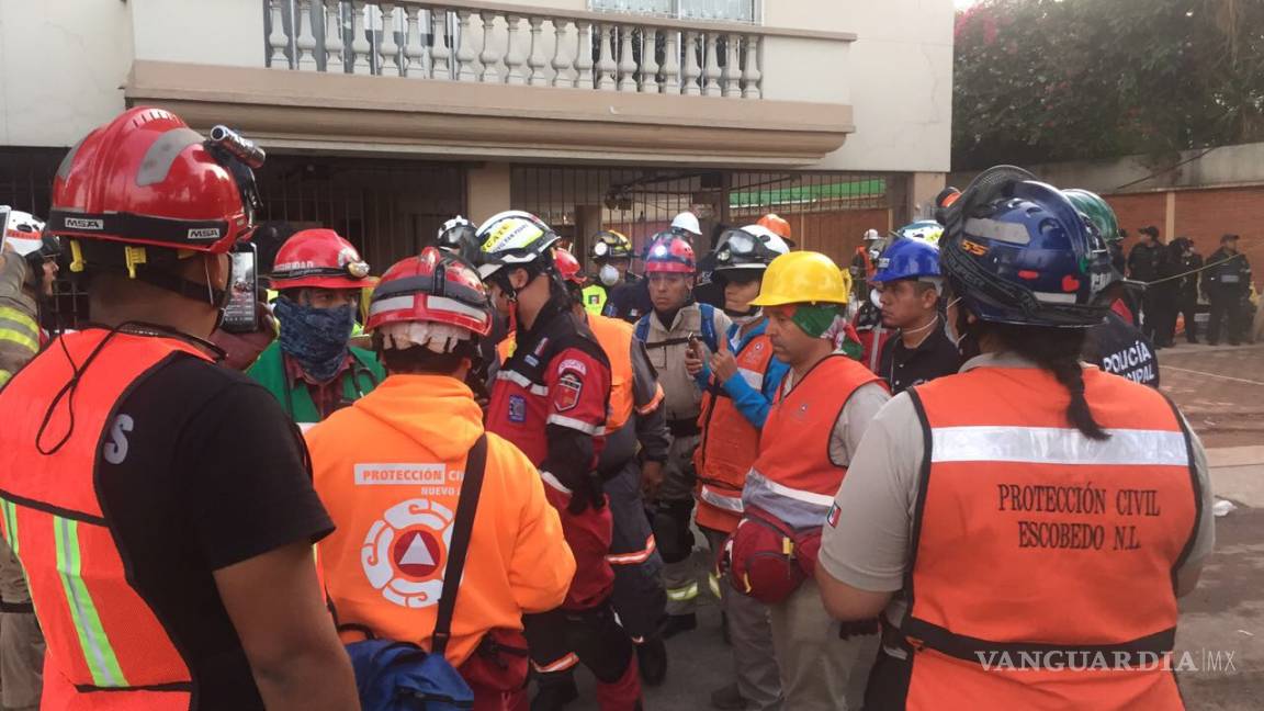 Rescatistas de Nuevo León apoyan a víctimas de sismo