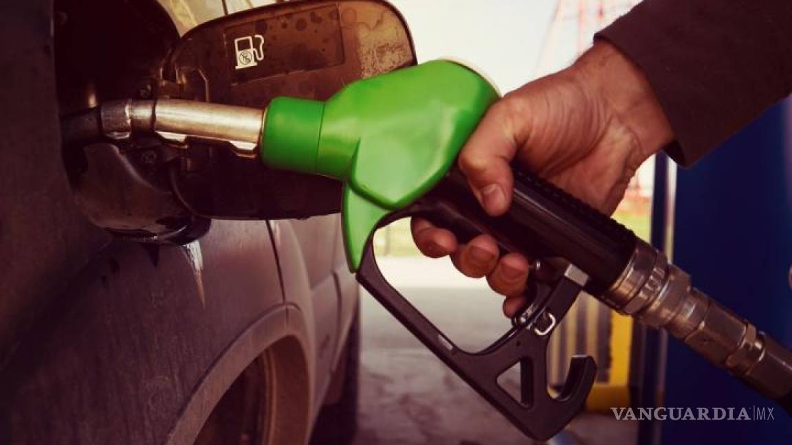 Precio de gasolinas sigue subiendo, a pesar de estímulos fiscales