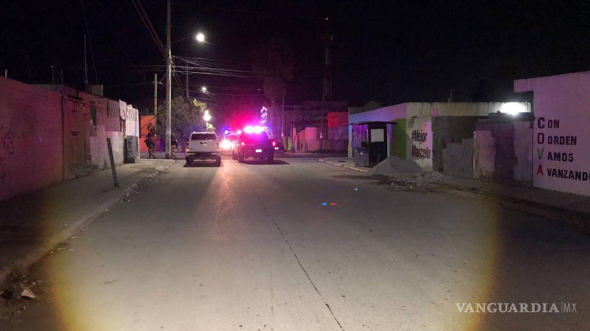 $!Se ordenó el levantamiento del cuerpo, el cual fue trasladado a las instalaciones del Servicio Médico Forense.