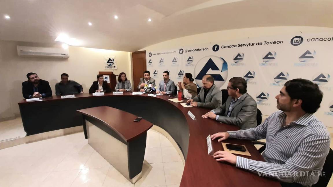 Empresarios de Torreón exigen tarifa única por licencias de funcionamiento