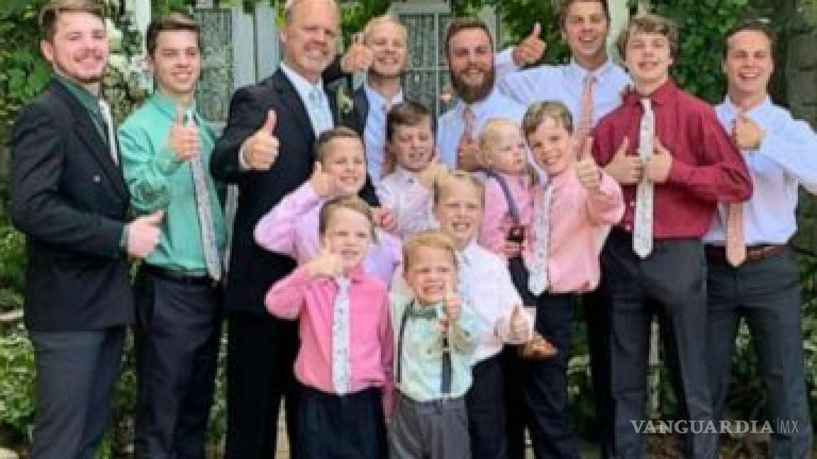 Matrimonio con 14 hijos al fin tiene su primera hija