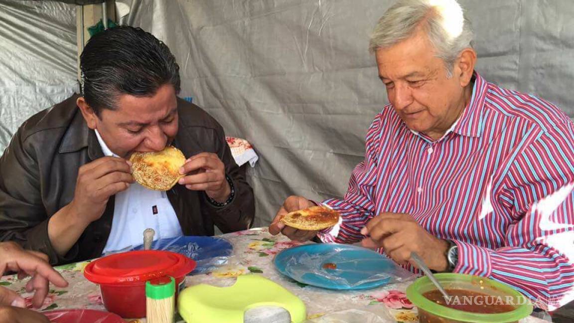 AMLO desconoce si en la campaña hubo alerta para envenenarlo