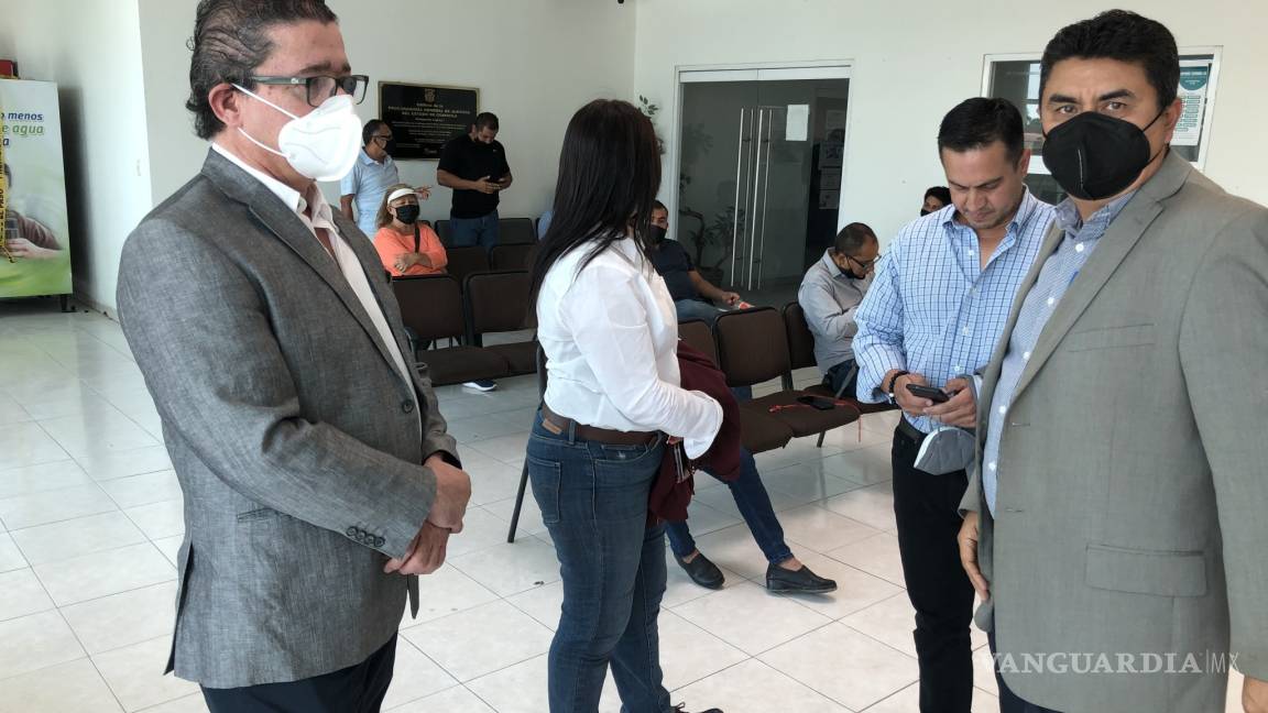 Regidores de Torreón denuncian a director agropecuario por posible delito electoral