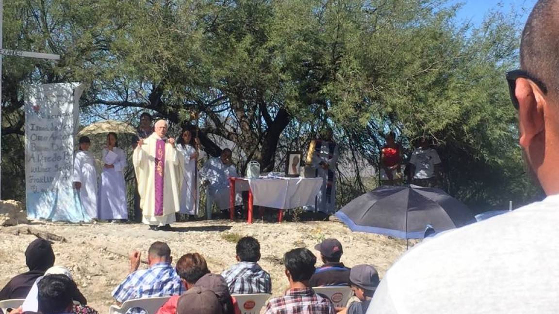 Con misa en Saltillo, recuerdan a migrantes ‘caídos’