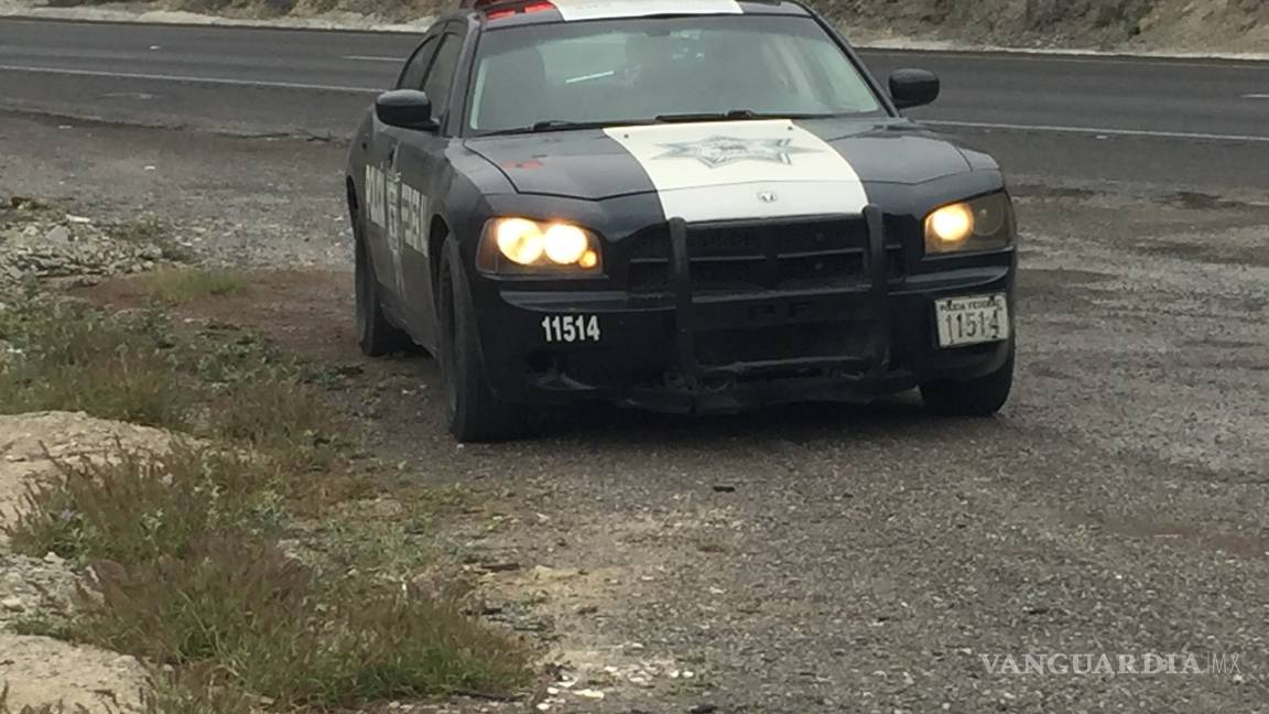 $!Paran para visitar capilla en carretera Monterrey-Saltillo y encuentran cadáver