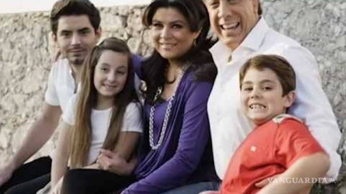 $!Eugenio Derbez agradece a Omar Fayad por 'querer tanto' a su hijo José Eduardo