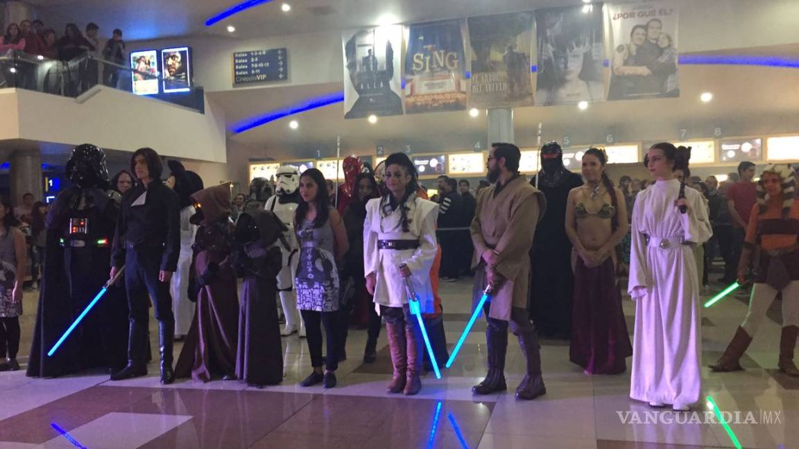 Premiere de ‘Star Wars’ abarrota cines de Saltillo