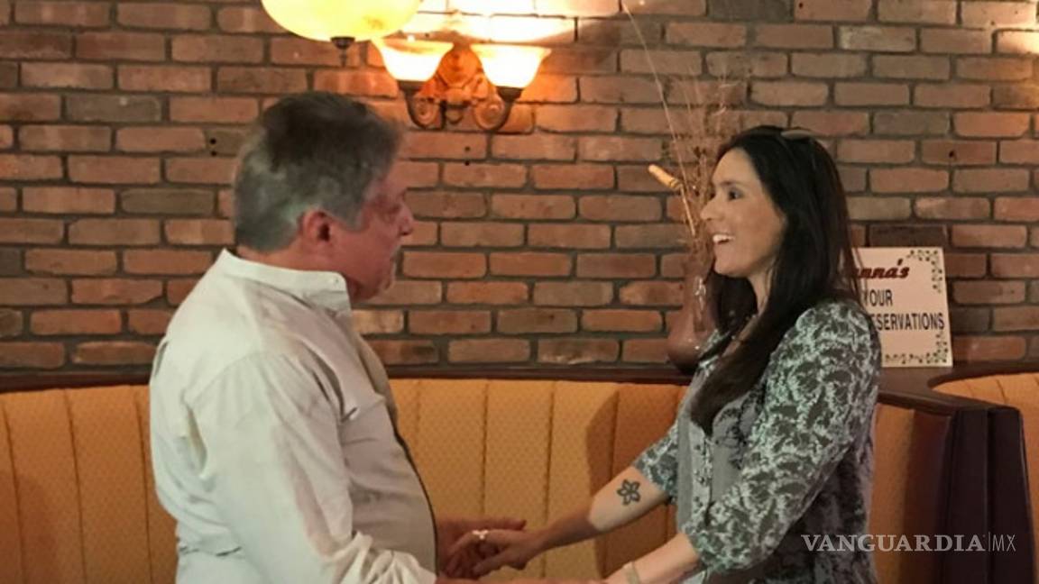 $!Padre e hija están juntos por primera vez después de 40 años