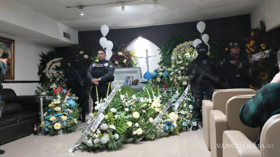 Sabinas: Mateo, el niño que soñaba con ser policía, recibe homenaje de las autoridades