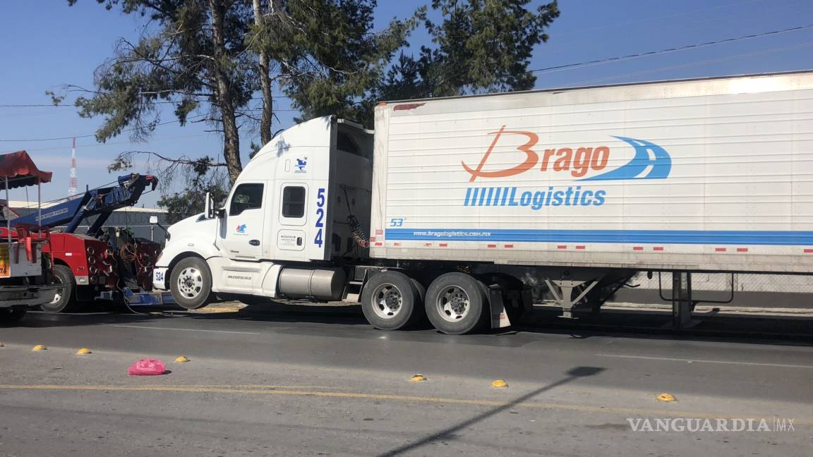 Dictan prisión a trailero en Saltillo; transportaba migrantes