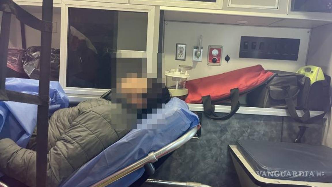 $!Afortunadamente, el motociclista fue trasladado a un hospital privado para su atención médica.