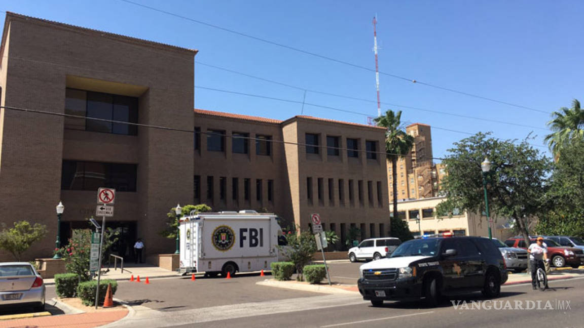 FBI realiza cateo en el Ayuntamiento de Laredo; investigan actos de corrupción