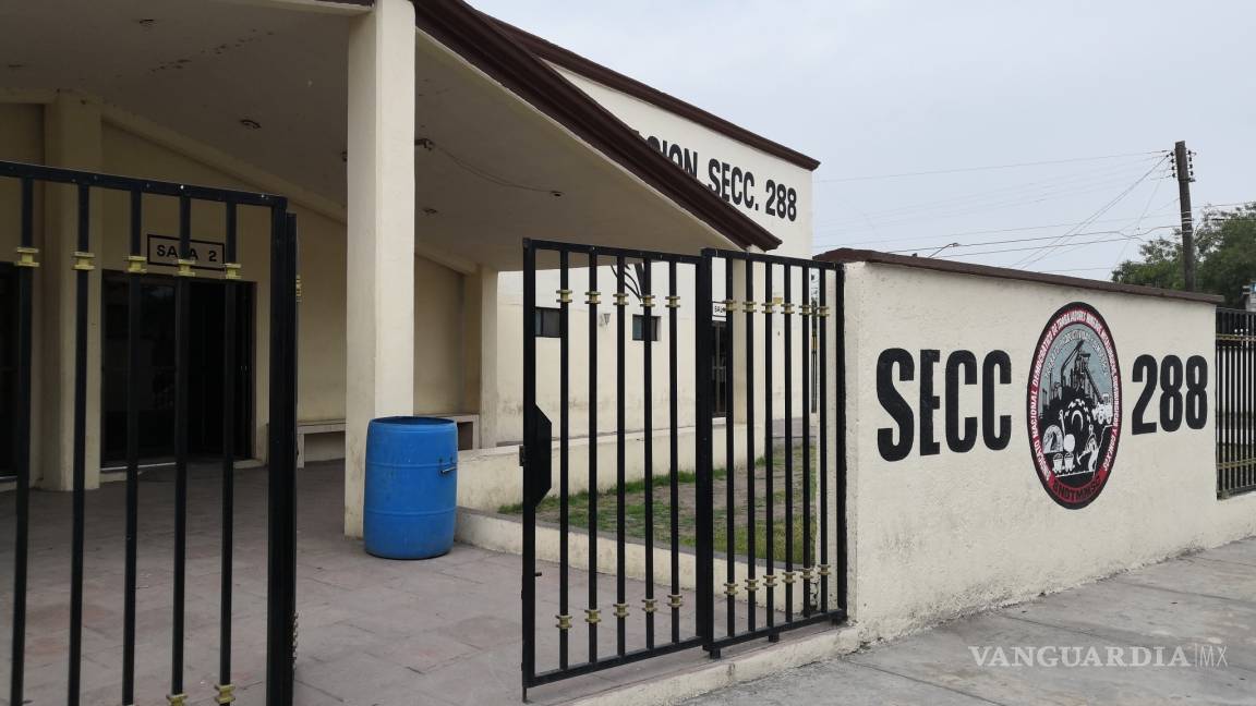 $!Entregan a familiares restos de tres víctimas de accidente aéreo en Coahuila