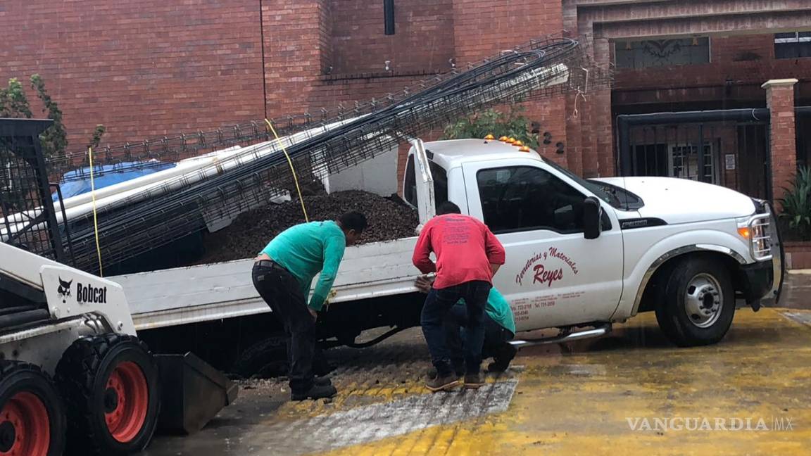 $!Intensas lluvias inundan de nuevo a Torreón, Coahuila