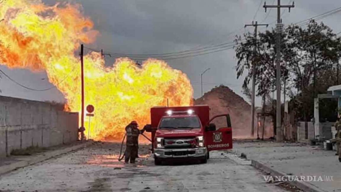 Explota ducto de gas en Reynosa; evacuan a 2 mil 500 vecinos