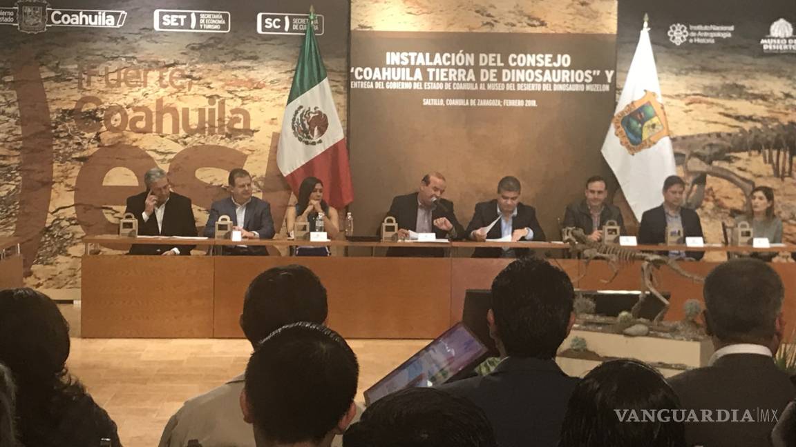 Toma protesta Gobernador Miguel Riquelme al Consejo “Coahuila, Tierra de Dinosaurios”