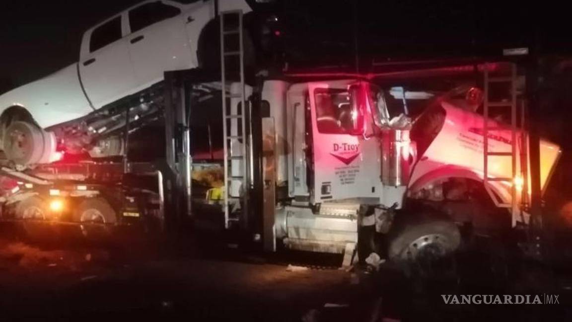 $!Camión nodriza involucrado en el accidente sobre el libramiento Norponiente.