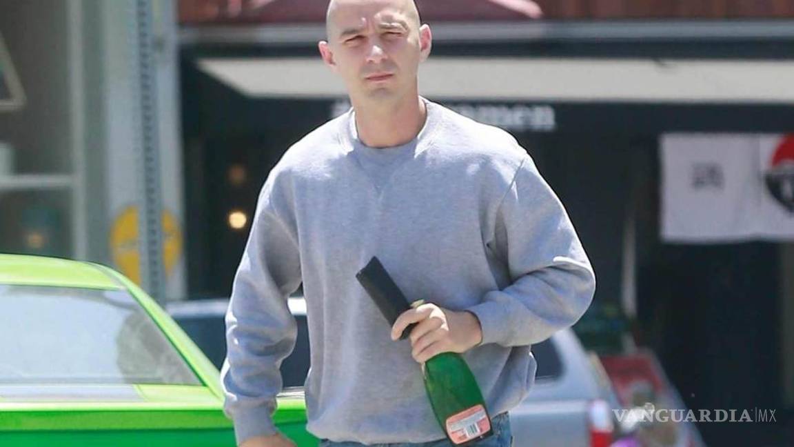 $!Shia LaBeouf cambia de look y ¡está irreconocible!
