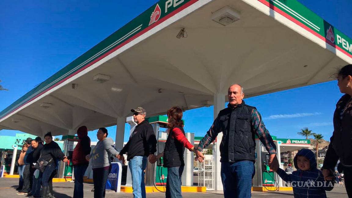 $!Bloqueos y marchas en 28 estados contra el 'gasolinazo'