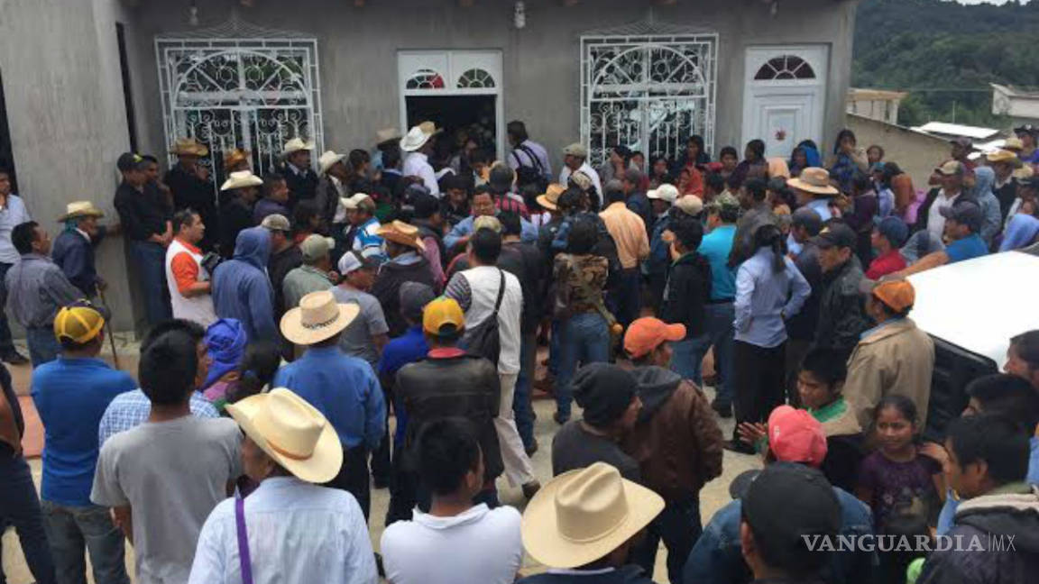 La CNTE impide la llegada de maestros a San Juan Chamula