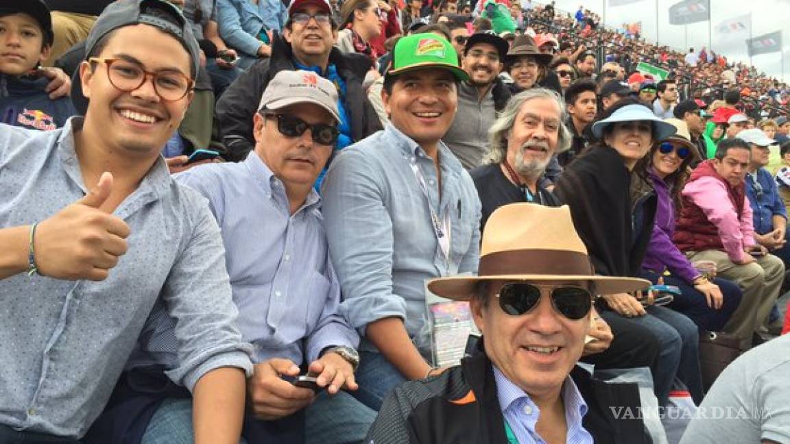 Felipe Calderón asiste a prácticas del Gran Premio de México