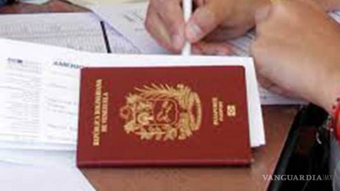 Detienen a funcionario venezolano por emitir pasaportes falsos a sirios