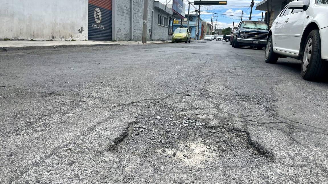 $!La apertura en el pavimento que se reportó se encuentra en la calle Ignacio Zaragoza entre Presidente Cárdenas y Mutualismo.