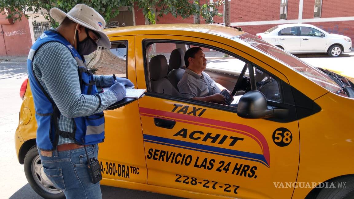 Ayuntamiento de Torreón mantiene filtros sanitarios en el transporte público