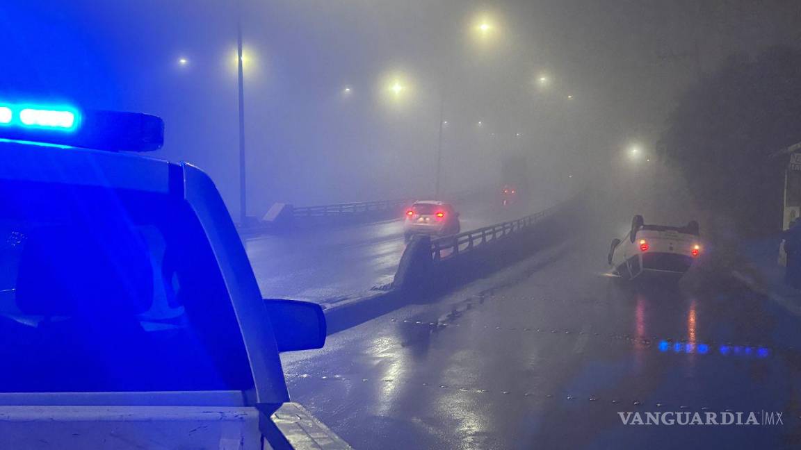 $!Elementos de Tránsito Municipal abanderaron la zona para evitar otro percance.