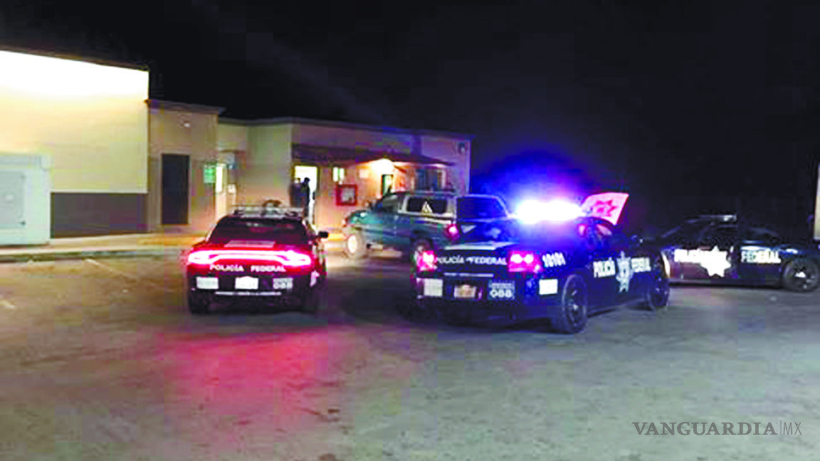 Comando armado asalta gasolinera en la carretera Saltillo-Torreón