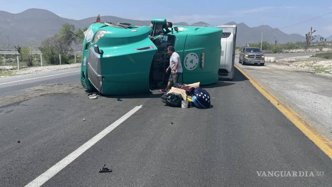 $!Del accidente acudió a tomar conocimiento personal de la Guardia Nacional de la división carreteras.