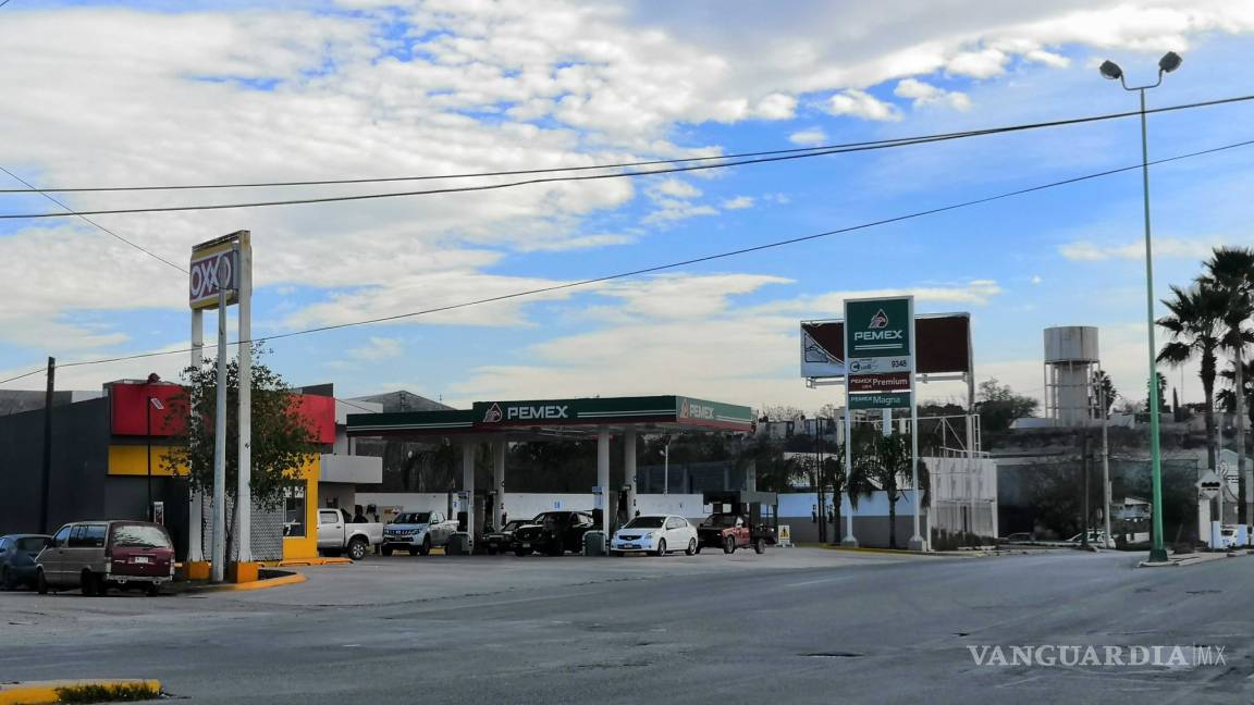 Disminuyen compras de pánico y mejora el abasto de combustible en Monclova