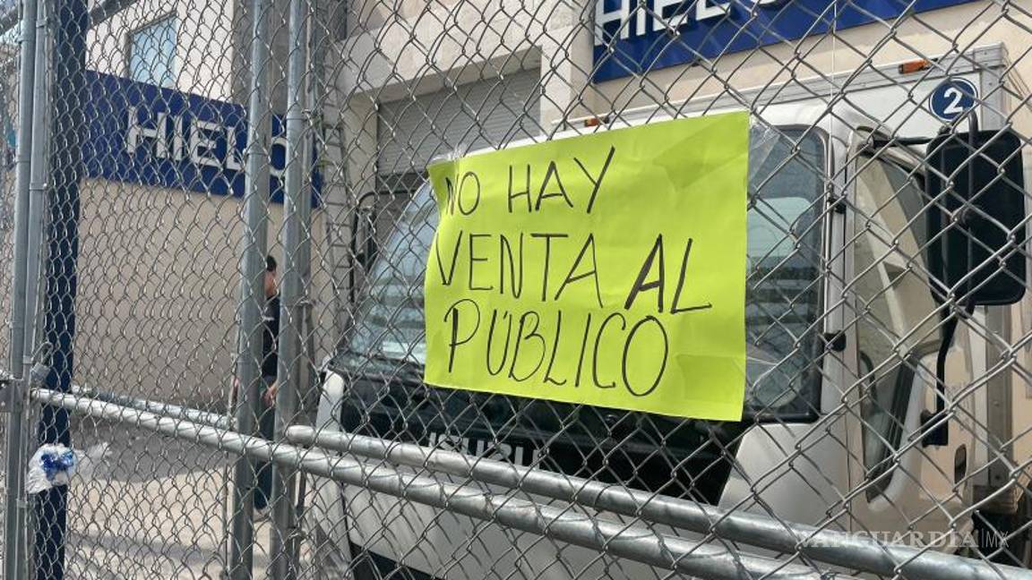 $!En algunas distribuidoras, como Hielo Alaska, optaron por restringir la venta al público para no descuidar a sus clientes frecuentes.