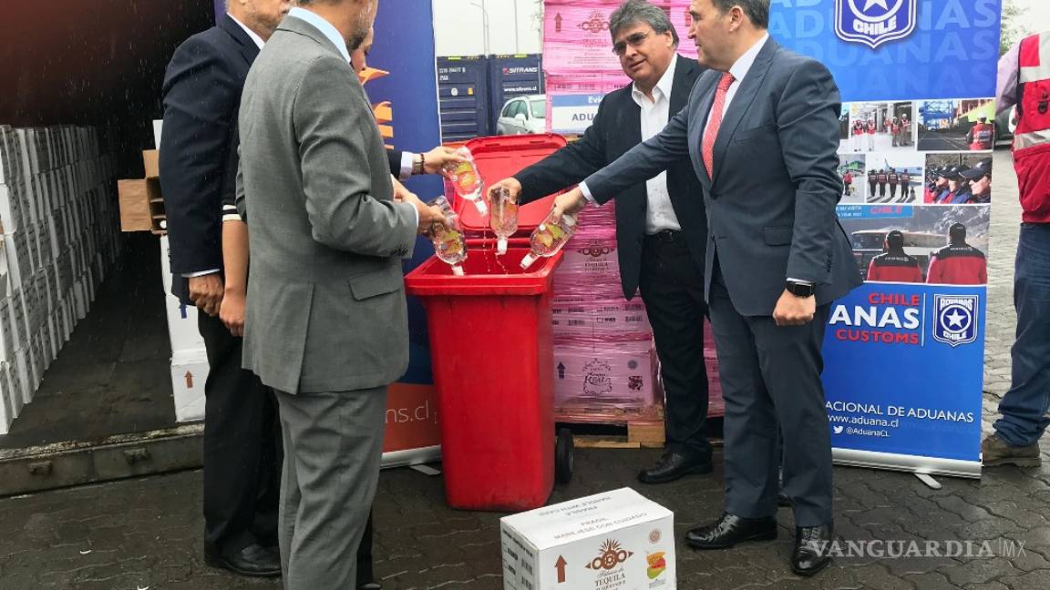 Decomisan 11 mil litros de tequila apócrifo en Chile