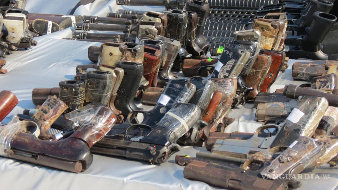 Incautan en 10 años más de 115 mil armas en México