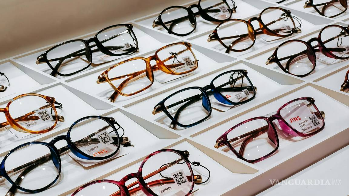Los lentes mejoran los ingresos, no solo la vista