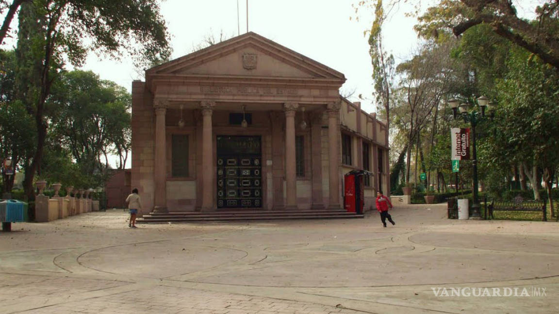 Vuelven a entrar a Biblioteca de la Alameda