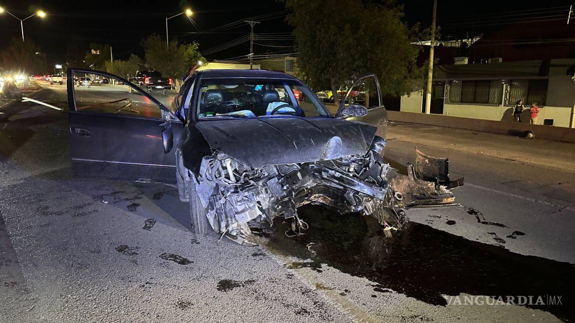 Joven jugaba carreritas y derriba una luminaria, en la colonia Oceanía de Saltillo