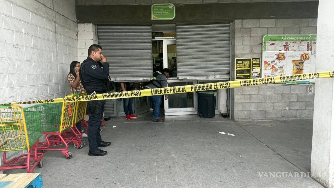 Sepulturero pierde la vida en los pasillos de tienda de la Bonanza en Saltillo