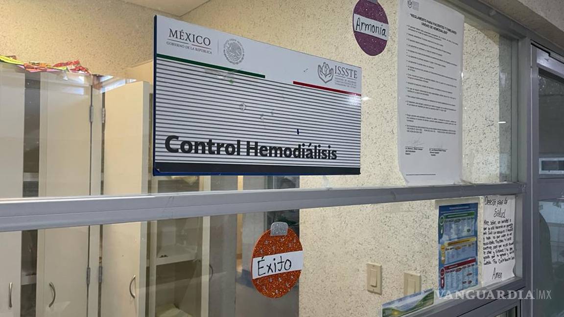 $!La falta de agua provocó que se tuvieron retrasos en la atención por parte del ISSSTE.