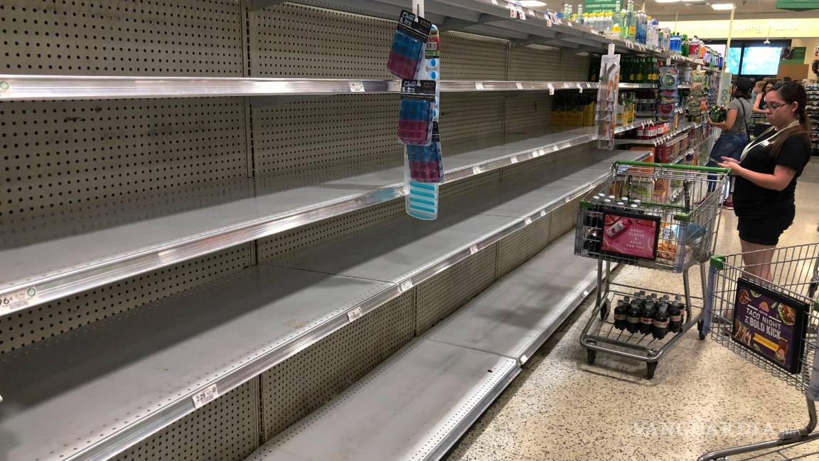 $!Florida espera con temor al "monstruo" Dorian que podría convertirse en huracán categoría 4 (fotogalería)