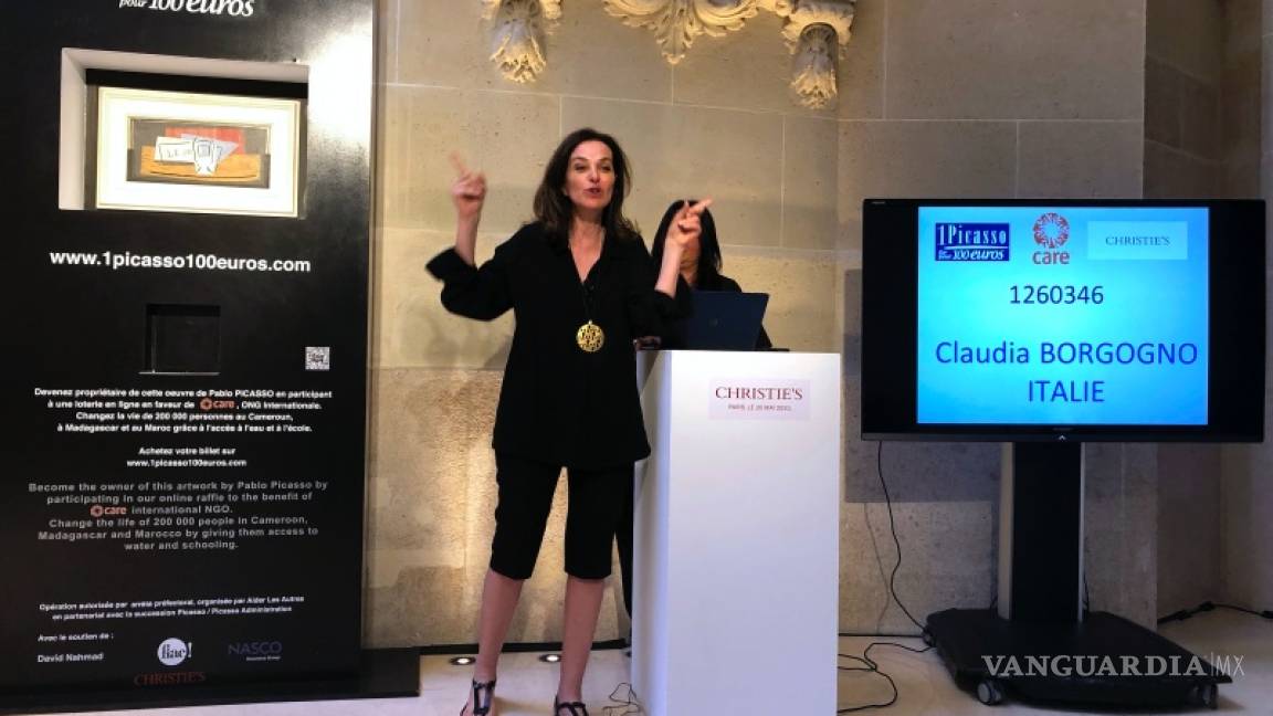 Claudia Borgogno gana en una rifa el cuadro Naturaleza muerta de Pablo Picasso valorado en 1.1 mdd