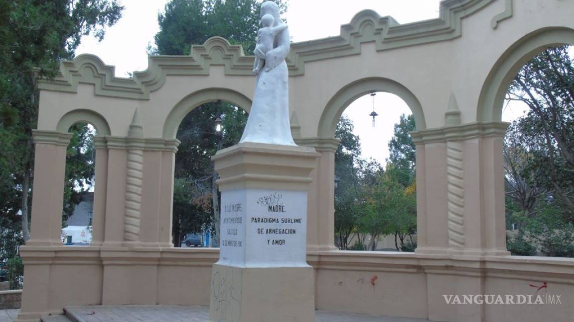 Causa, origen, raíz, madre; los Monumentos a la Madre en México y Saltillo