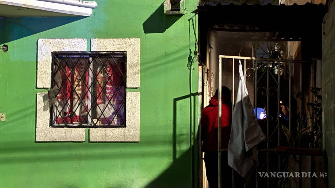 $!El domicilio quedó con daños materiales tras la explosión, sin personas lesionadas.