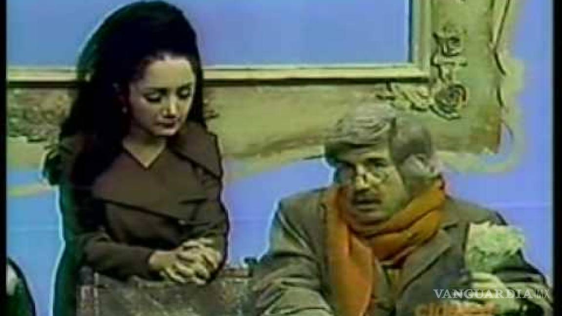 $!'Prefiero dos de 14': Acusan a 'Chespirito' de hacer chistes pedófilos en sketch